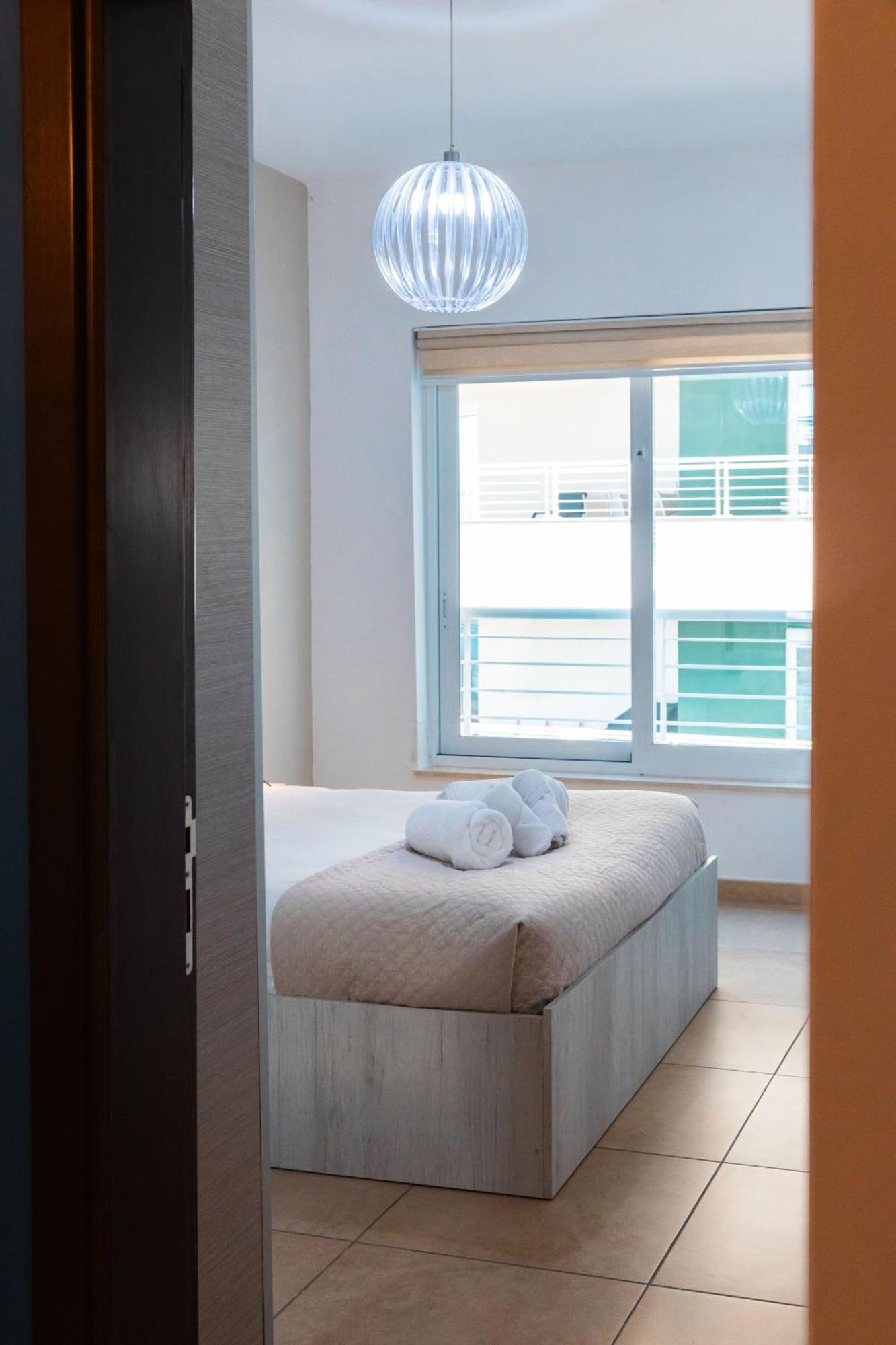 Luxury Seafront 3Br With Pool By Arcobnb Sliema Exterior foto